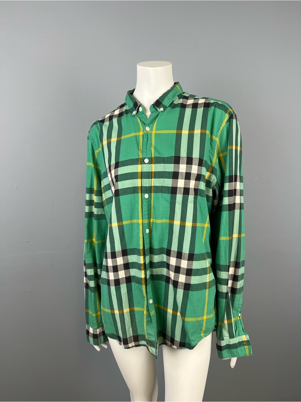 Burberry 100% Cotton Green Plaid Button-Up Men's Shirt